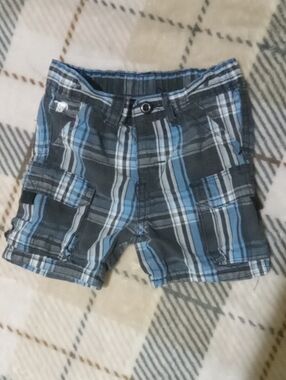 Blue & Gray Plaid Cargo Shorts